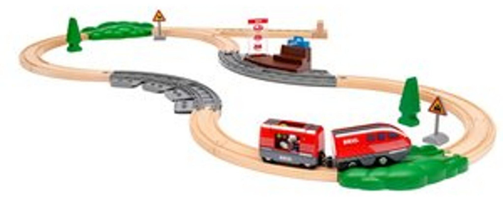 BRIO Treinset met terugtrekmotor 63610200