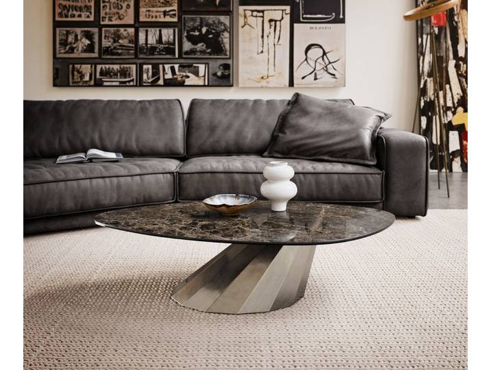 Couchtisch Edge Organisch 140x76 cm Keramik Emperador Extra Lucidato Dunkelbraun Parabi Edelstahl gebürstet, Couchtische
