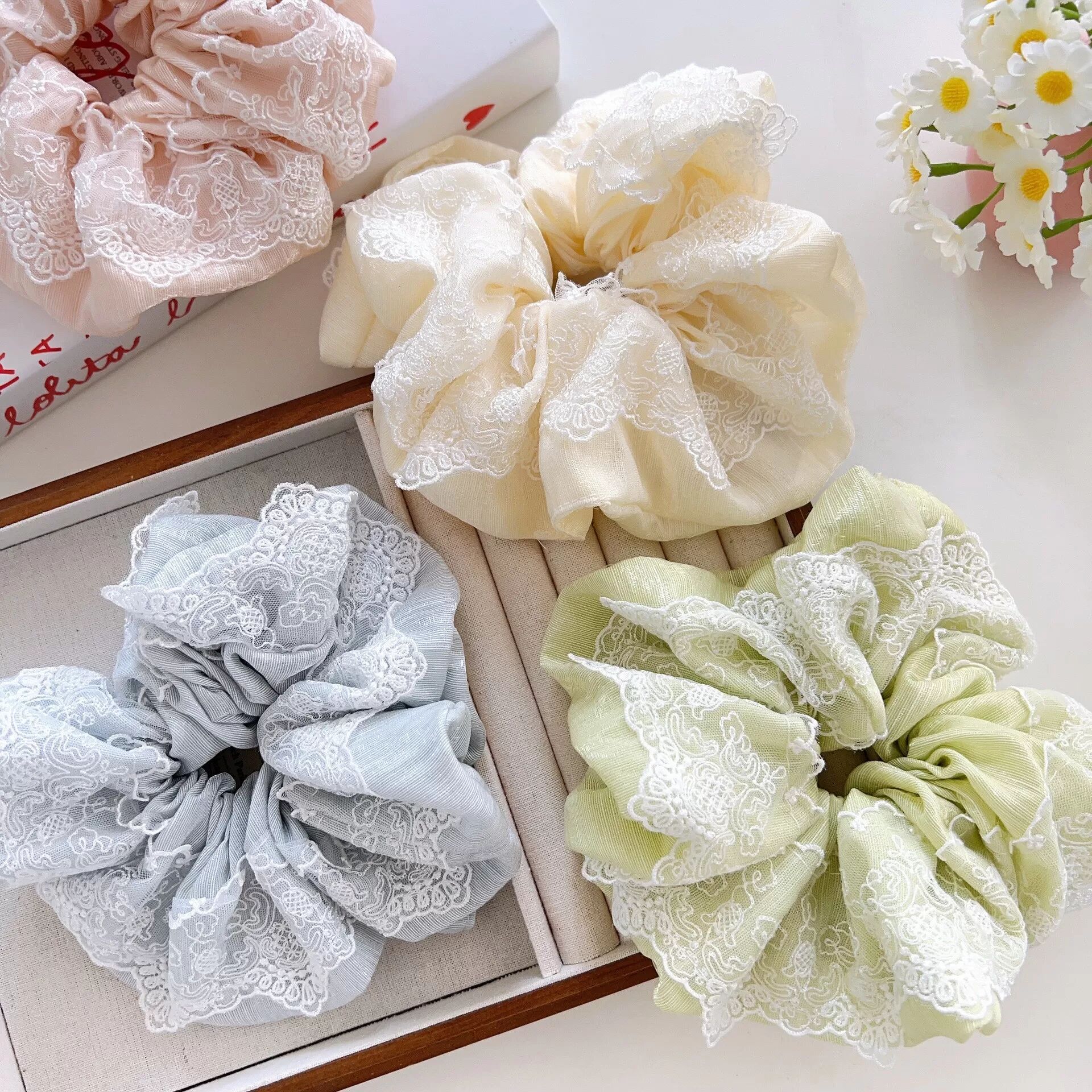 INF Chouchous en dentelle élégants : Ensemble d'accessoires pour cheveux de style français