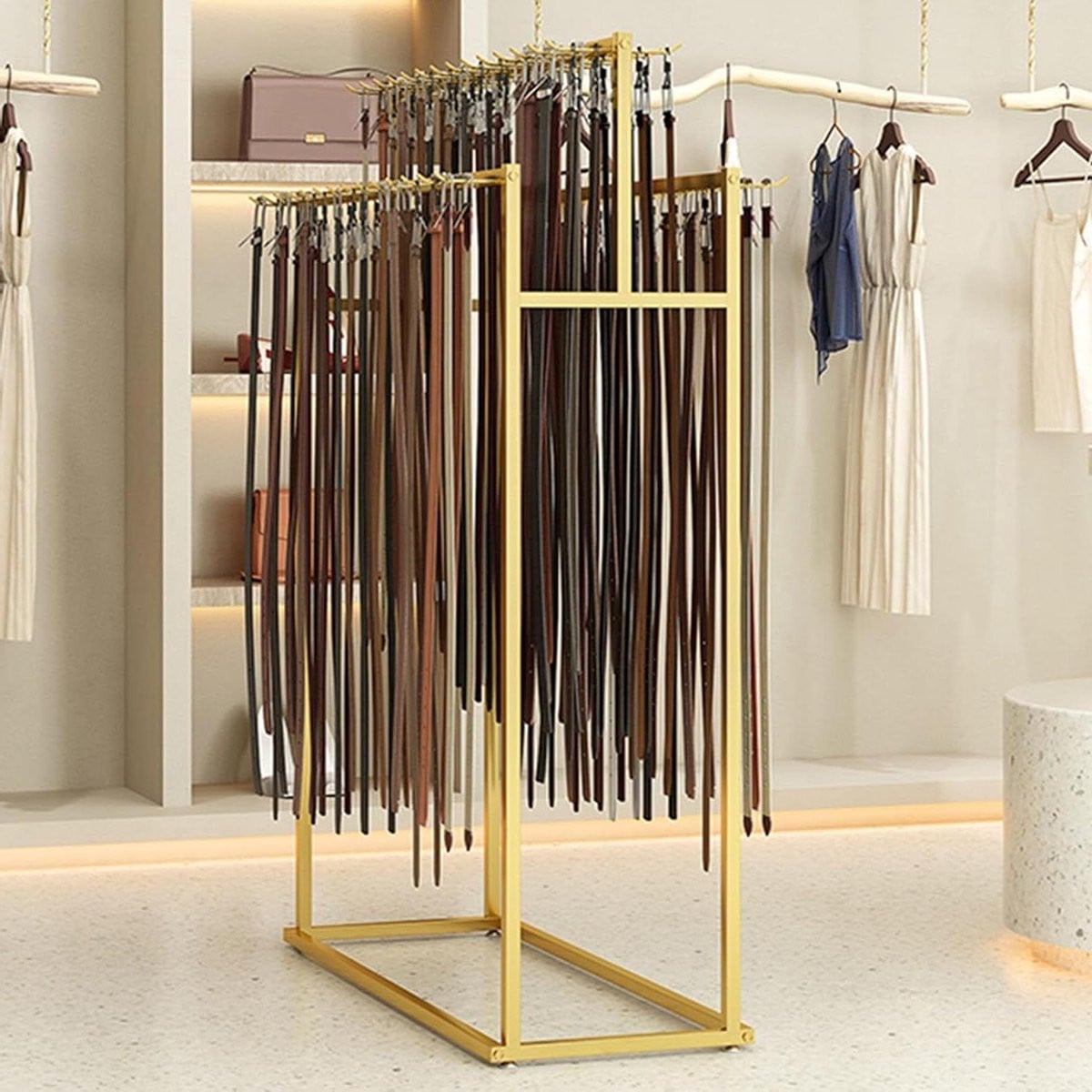 Gouden Riem Organizer Accessoire Display met Stabiel Metalen Frame, Hoogte: 150 cm
