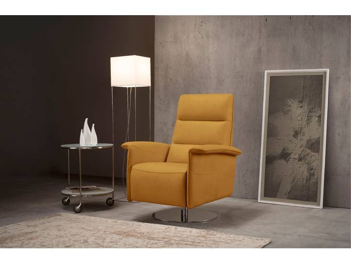 Sessel EGOITALIANO Kelly Designsessel, Clubsessel & Relaxsessel, bequem, zeitlos elegant , gelb, B:83cm H:105cm T:92cm, Luxus-Micofaser Lederoptik (100% Polyester) ist ein neues technisches Gewebe mit einem visuellen und taktilen Aspekt, der dem Nubuk sehr nahe kommt, mit innovativen Eigenschaften. Seine außerordentliche Weichheit kommt von einem exklusiven Produktionsprozess, der Unreinheiten und Unregelmäßigkeiten beseitigt. Das Ergebnis ist eine bemerkenswert samtige Faser, die durch das Vorhandensein von Körnern verstärkt wird. Von der einfarbigen Eleganz der warmen Farben und der Vielfalt an trendigen Farben, die es zu seiner eigenen Stärke und Persönlichkeit machen., Sessel, Sessel, drehbar, manuelle Relaxfunktion mit Push-Back-Mechanismus