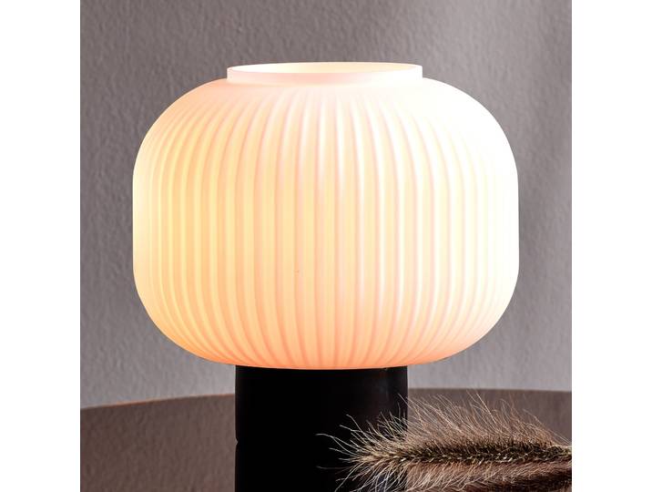 Milford Tischleuchte Metal/Opal - Nordlux - Wohnzimmer - Skandinavisch - Glas - Mit Schirm