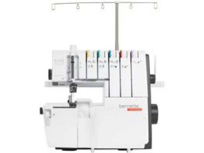 Surjeteuse BERNETTE FUNLOCK 48