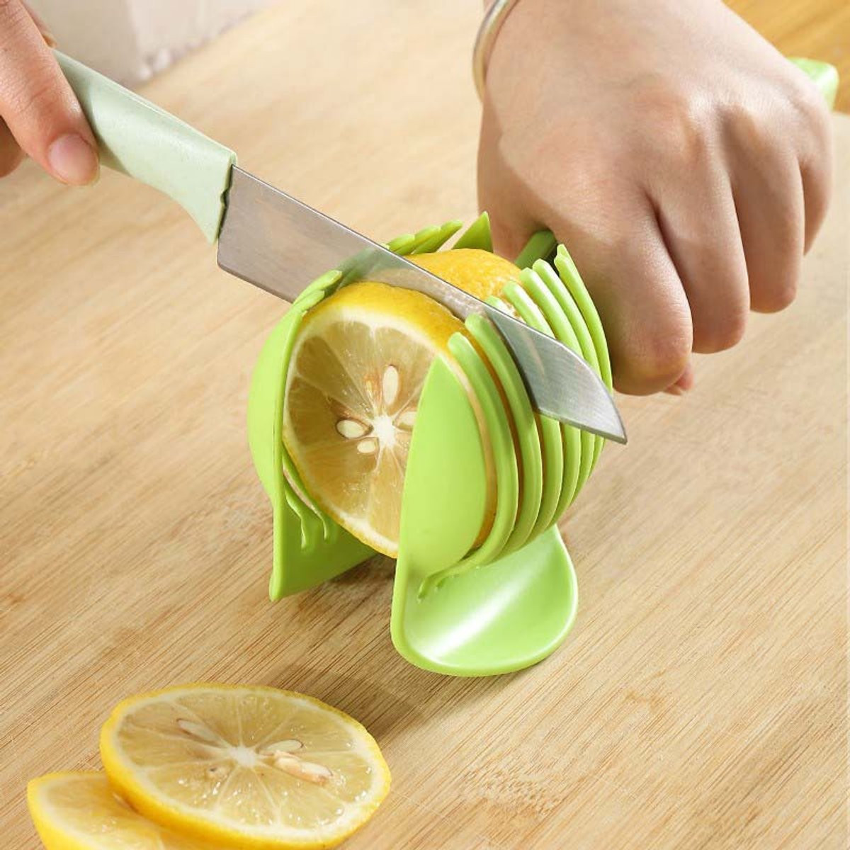 Multifunctionele Fruit Slicer met Handvat voor Eenvoudig Snijden
