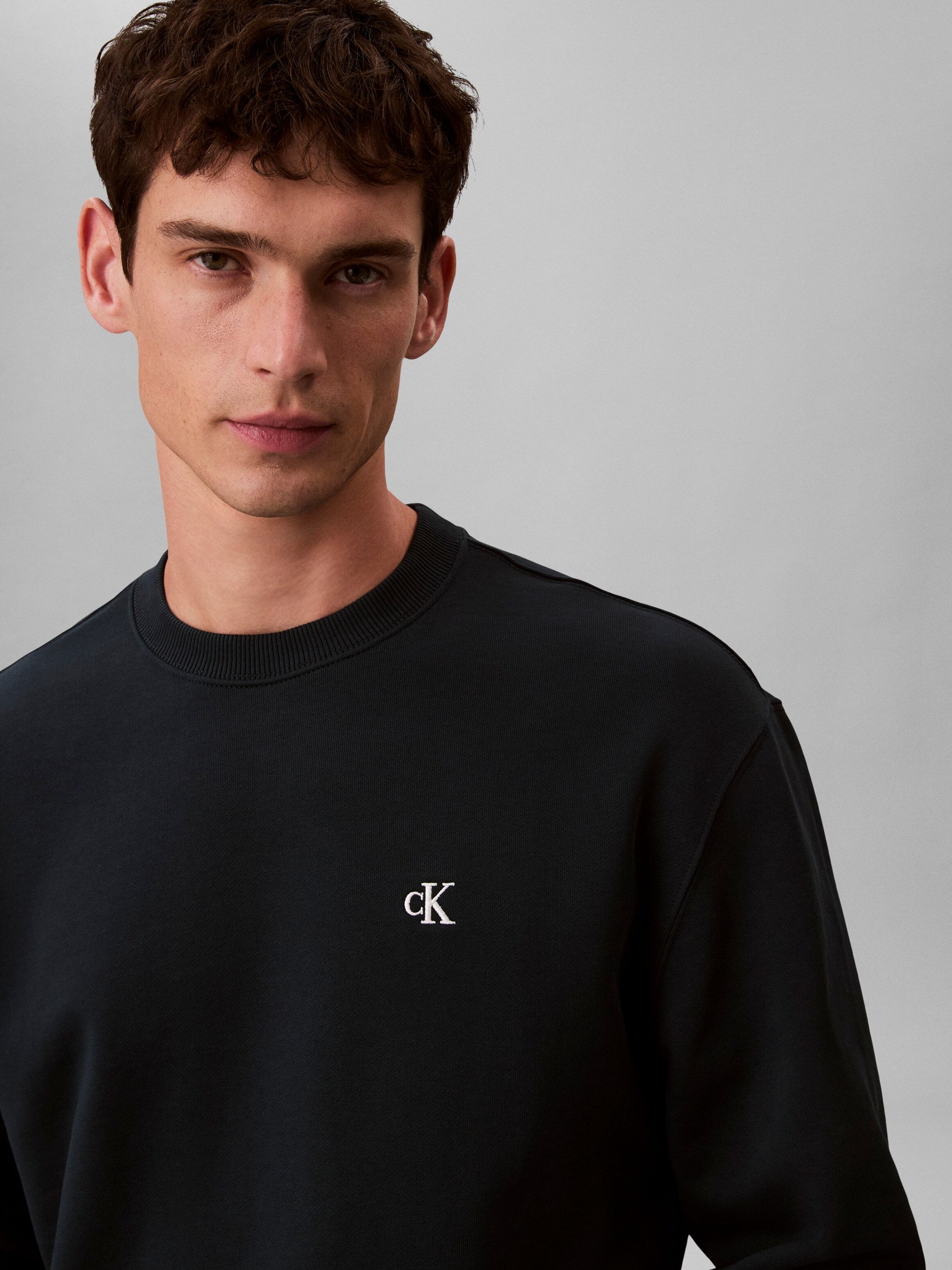 Sweatshirt CALVIN KLEIN JEANS, Herren, Gr. XL, schwarz (nurture navy), Sweatware, Obermaterial: 100% Baumwolle, unifarben, regular fit normal, Rundhals, eingesetzt Bündchen, Sweatshirts Sweatshirt, Regular fit mit Rundhalsausschnitt nurture navy XL