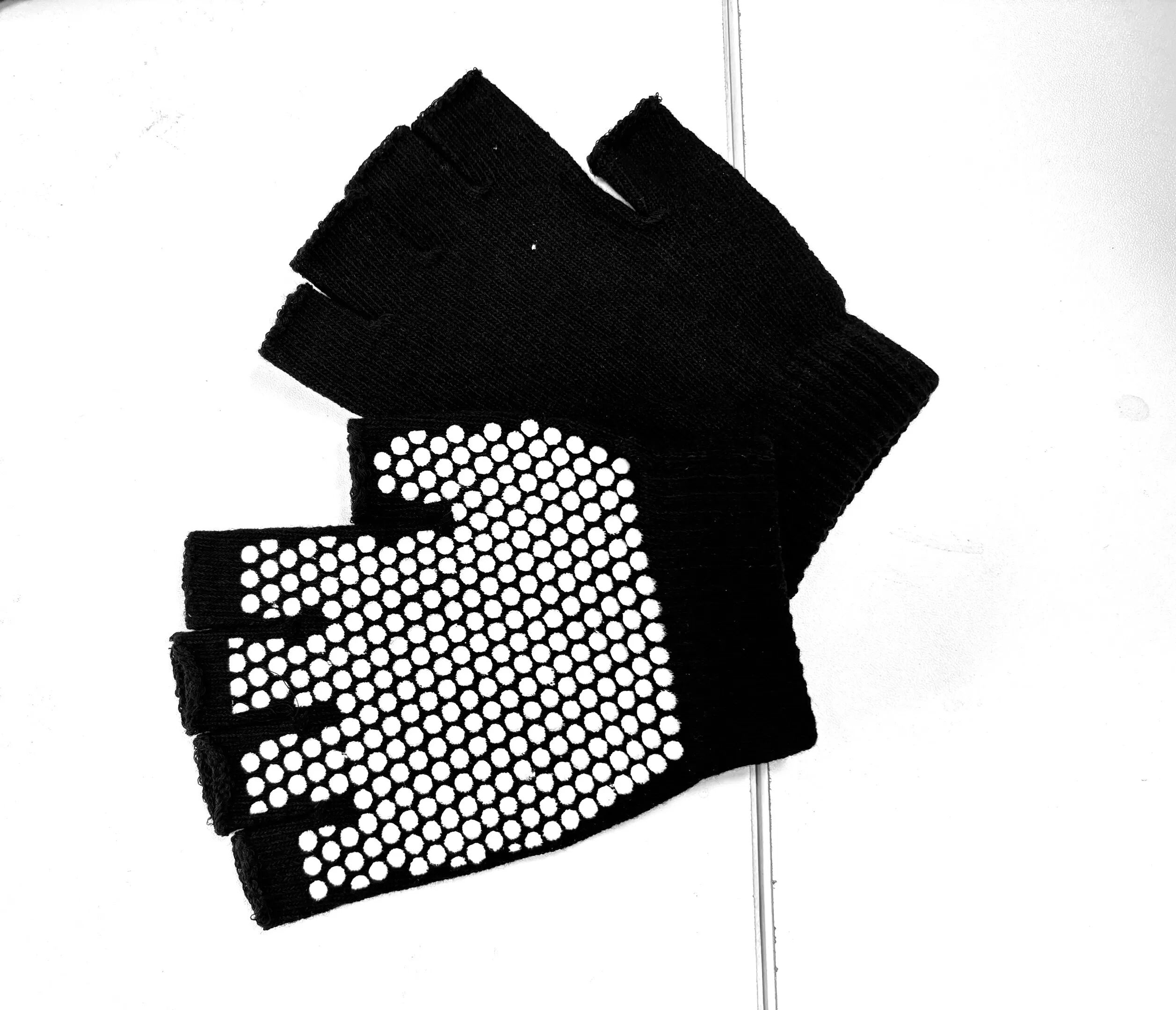 INF Rutschfeste Yoga-Socken und Handschuhe