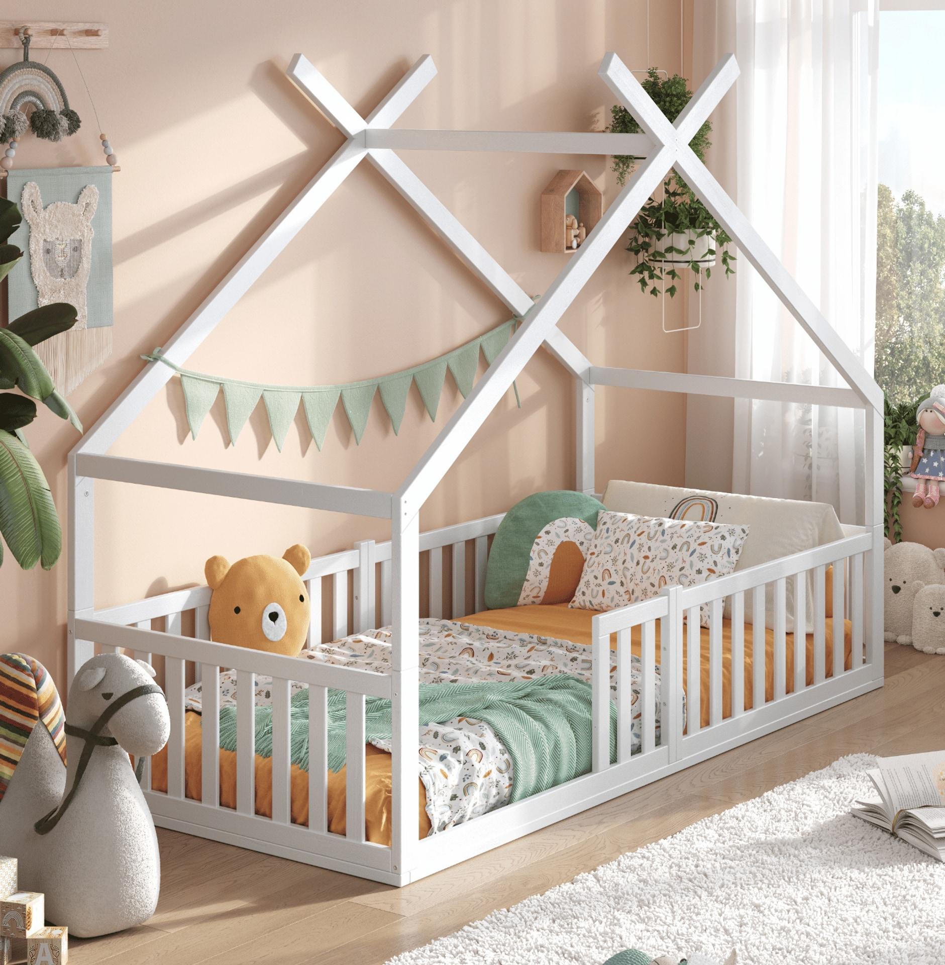 Hausbett 80x160 cm Bodenbett DREAM mit Matratze, Rausfallschutz & Lattenrost aus Buchenholz