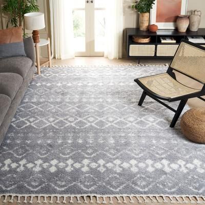SAFAVIEH Berber Fringe Shag Leatha Trellis Rug