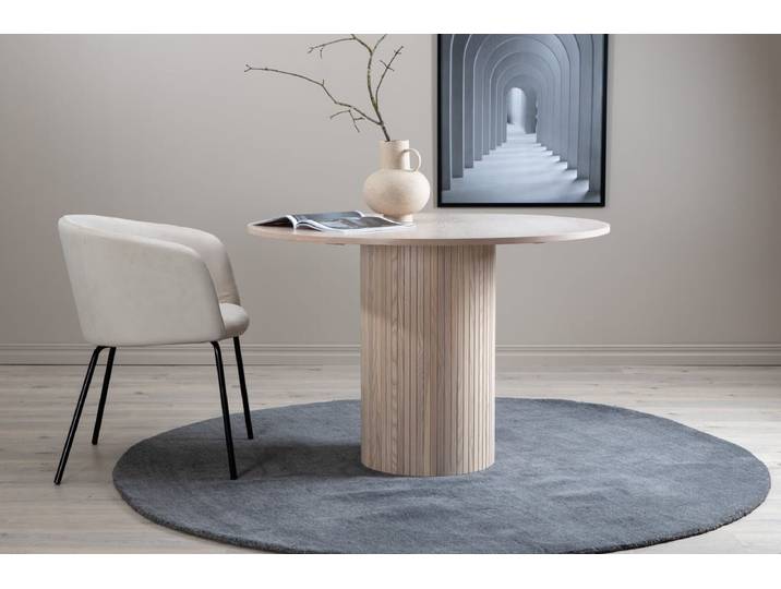 Esstisch Nuvani - mit robusten Gestell im gerippten Design - Walnuss - Luxusbetten24