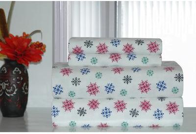 Pointehaven Multicolor Snowflakes Printed Heavyweight Flannel Sheet Set