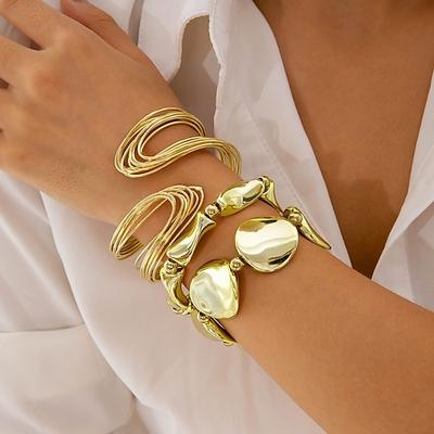 Samba Accessoires Boho Goldfarbene Stapelarmbänder - Mehrlagige Drahtwickel-Bangles Chunky geometrische Charm-Armbänder Leistungs-Kostüm