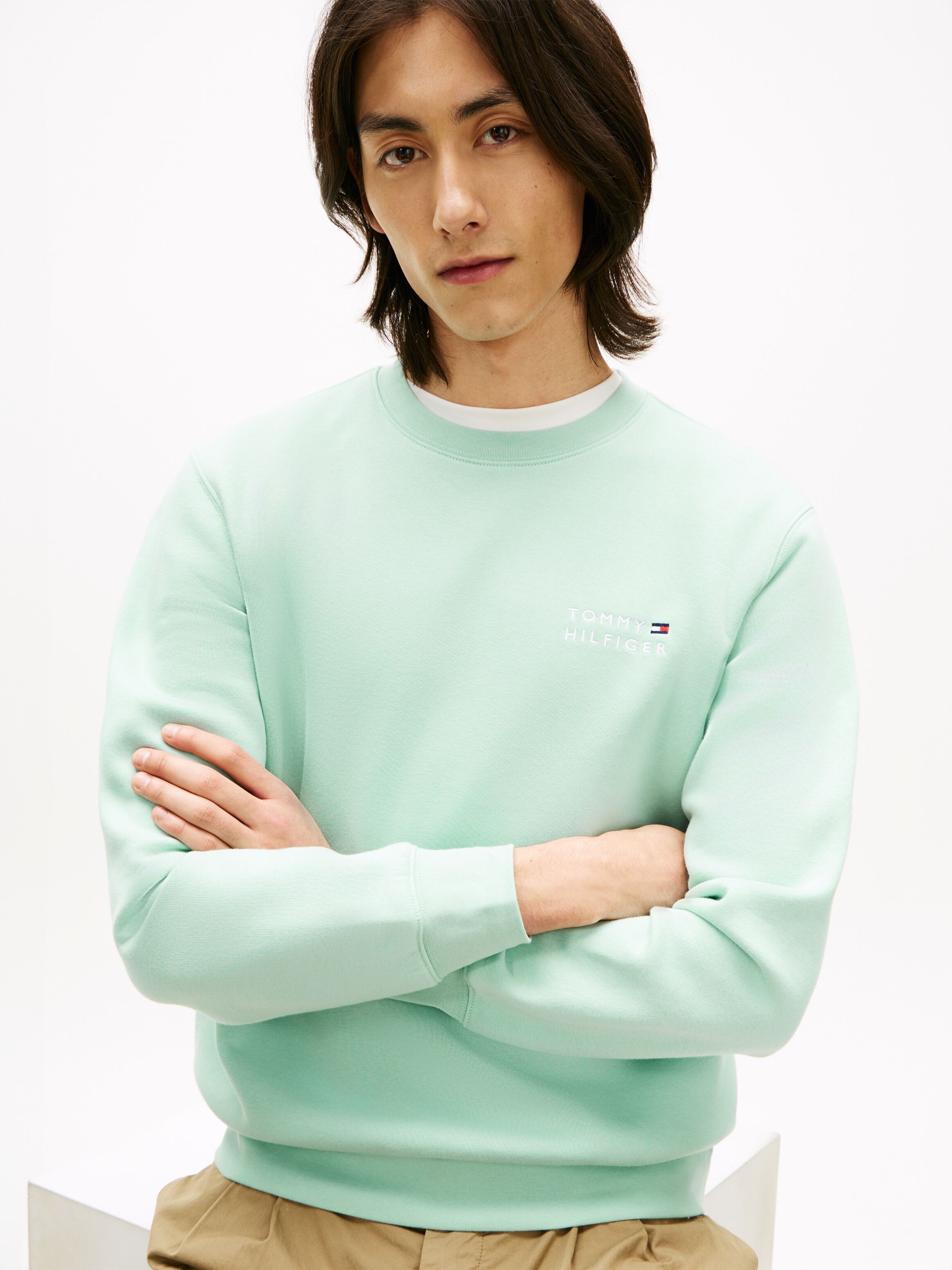 Sweatshirt TOMMY HILFIGER "BRAND LOVE TERRY EMBROIDDERY STACK", Herren, Gr. L, grün (crushed mint), Sweatware, Obermaterial: 100% Baumwolle, regular fit normal, Rundhals, Sweatshirts Sweatshirt crushed mint L