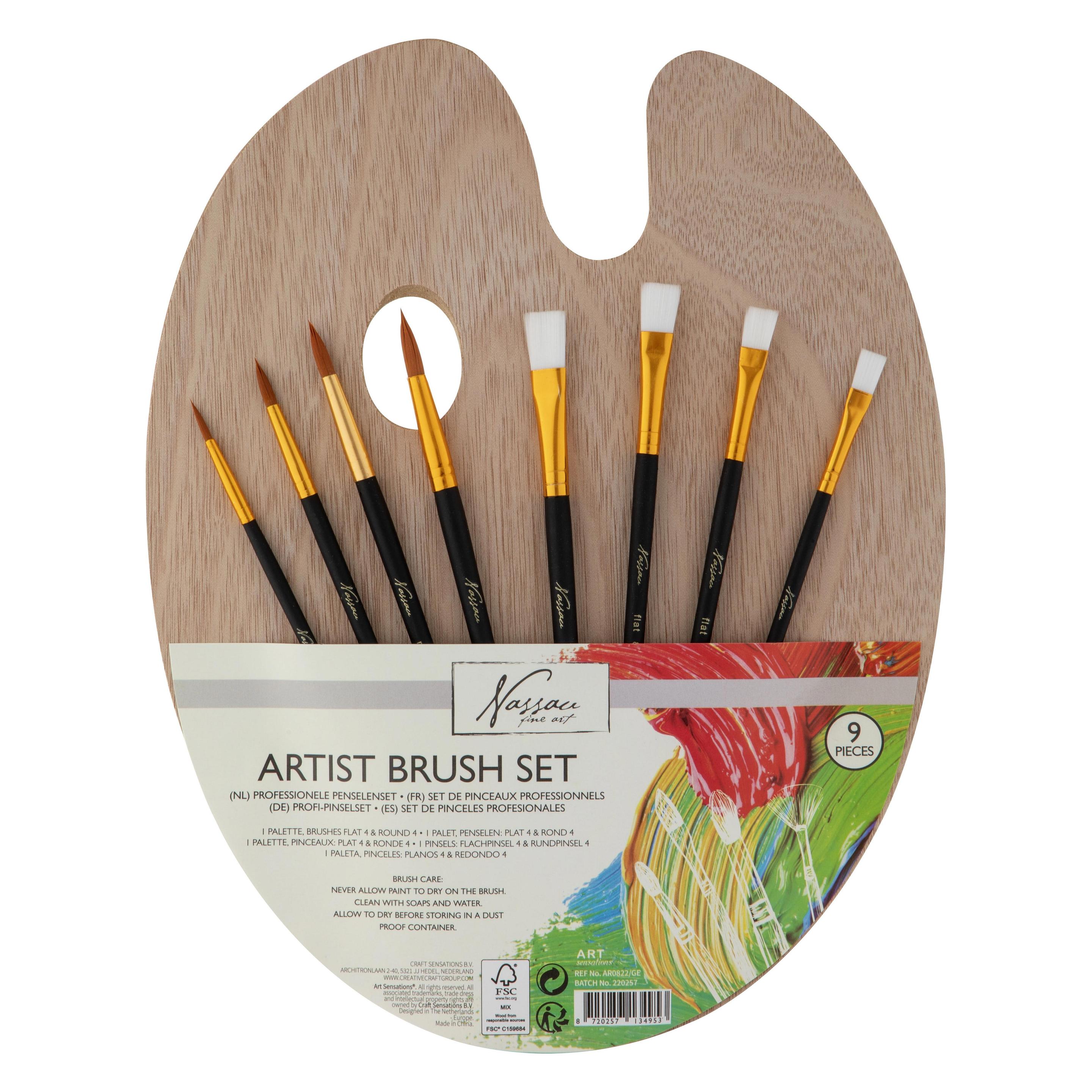 Nassau Wooden Palette with 4 Flat and 4 Round Brushes - (K-AR0822/GE) (K-AR0822/GE)