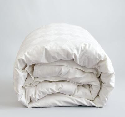 Highland Feather Damask Diamond Pattern European White Down Comforter All Natural White Down Luxurious Sleeping Duvet