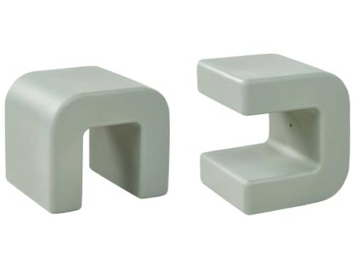 Beliani Beistelltisch 2er Set Grün Kunststoff Organische U-Form Modernes Design In- & Outdoor Wasserbeständig Rostbeständig Sofatisch Sitzhocker