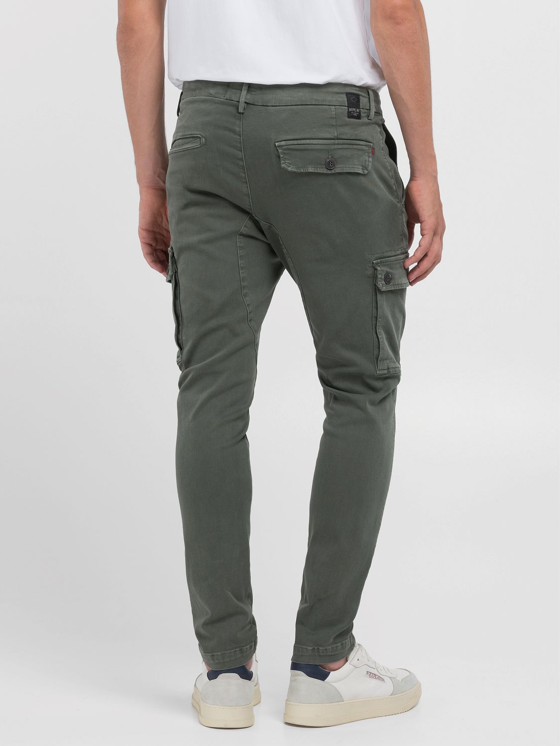 Cargohose REPLAY "JAAN", Herren, Gr. 31, Länge 32, grün (military grün), Web, Obermaterial: 91% Baumwolle, 6% Elastomultiester, 3% Elasthan, slim fit lang, Hosen Cargohose, Hyperflex