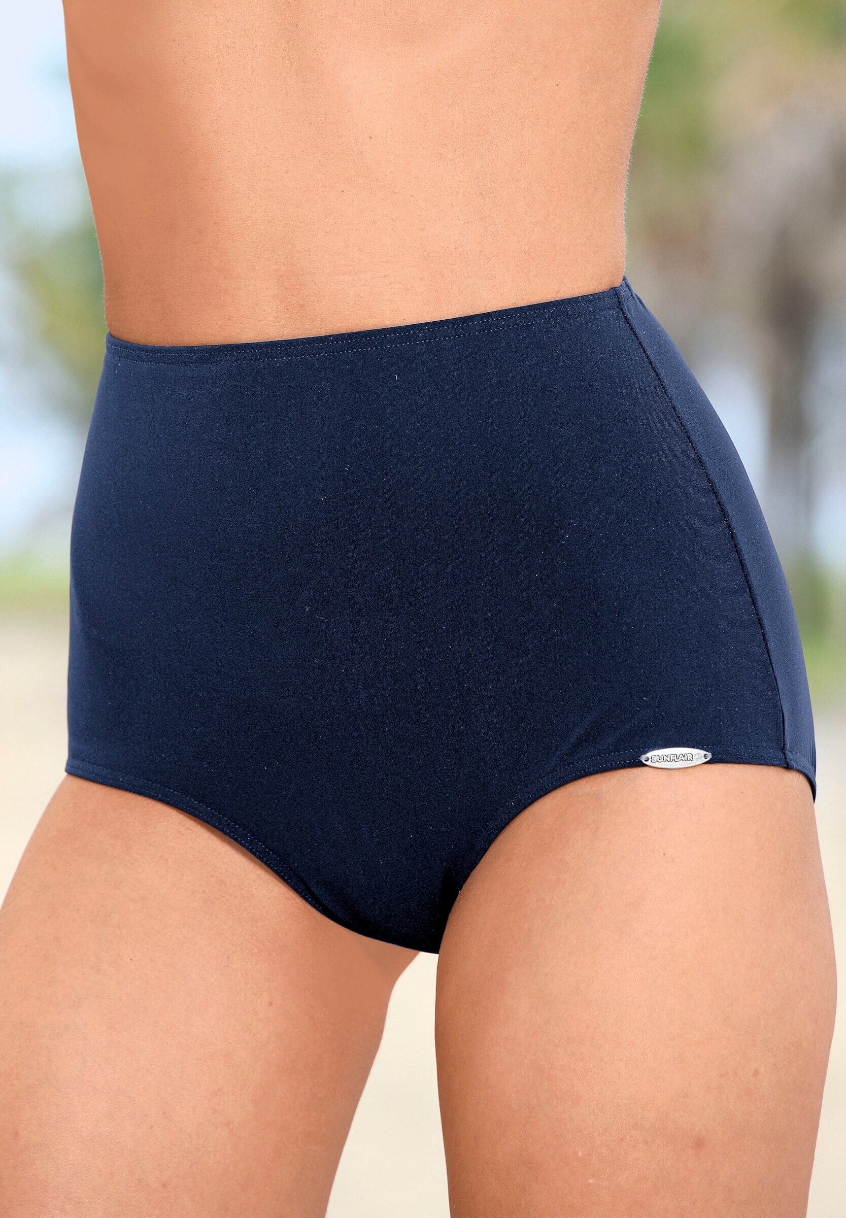 Bikini-Hose SUNFLAIR "Bikini-Hose Bikini-Hose in Microfaser-Qualität", Damen, Gr. 48, N-Gr, blau (marine), Sportlich, Badehosen Bikini-Hose