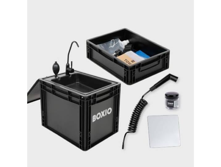 BOXIO - WASH Max+ XL: Mobiles 40x30 Camping Waschbecken Komplettset Filter System, Campingdusche, Reinigungsperlen & Spiegel: Spülbecken mit Pumpe ohne Strom, Camping Zubehör in Eurobox