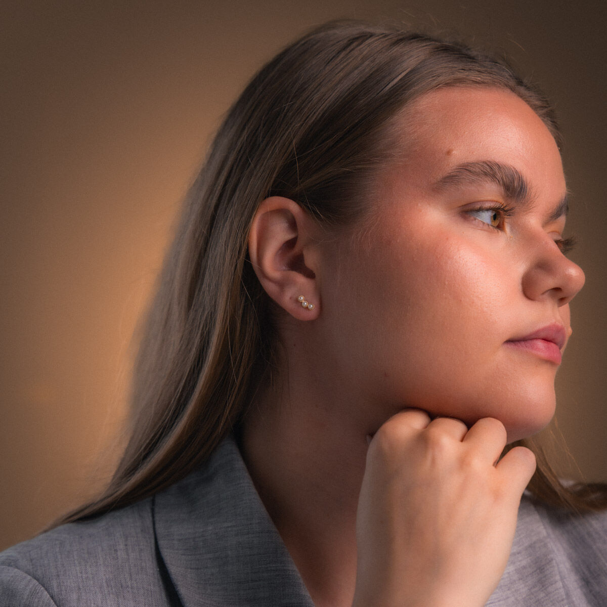 Lykken Pearls kultaiset tripla helmikorvakorut