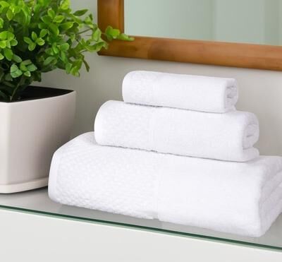 Superior Modern Cotton 3 Piece Bathroom Towel Set - Solid Textured Border