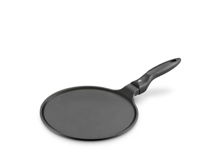 WMF Devil Crepe Pfanne Induktion 27 cm, Crepes Pfanne, Pfannkuchenpfanne mit Teigverteiler und Holzschaufel, Aluguss beschichtet