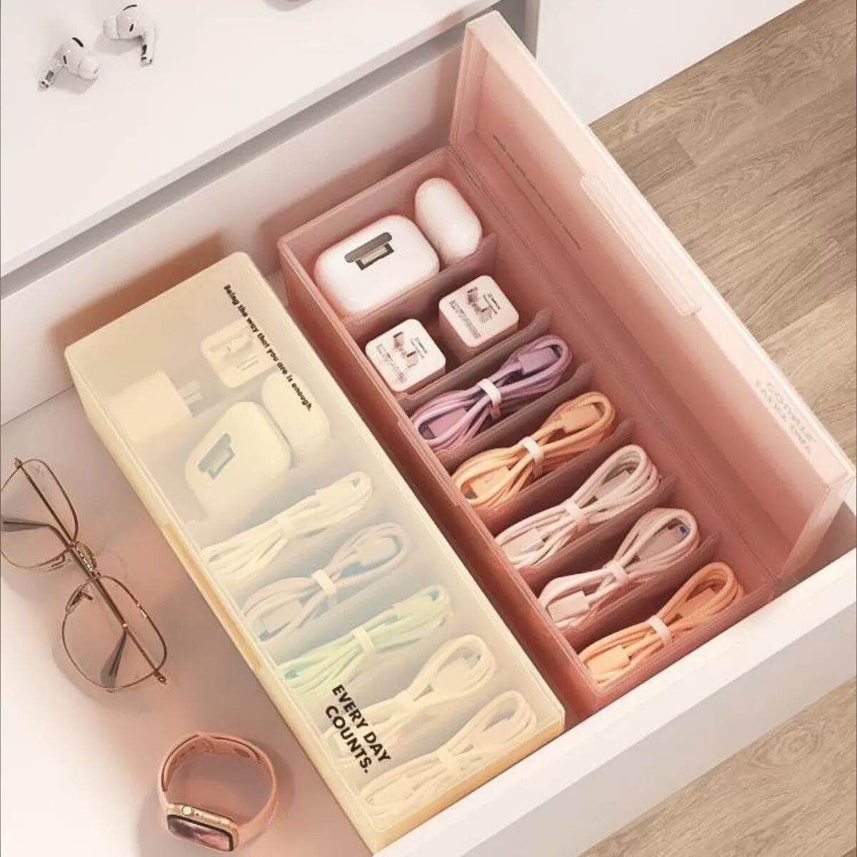 INF Boîte de rangement pour câbles de données en PP blanc transparent - Organisateur de câbles de charge anti-poussière avec