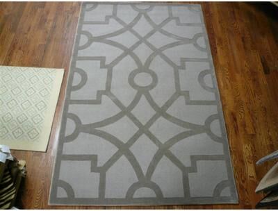 Martha Stewart by SAFAVIEH Fretwork Wool Rug