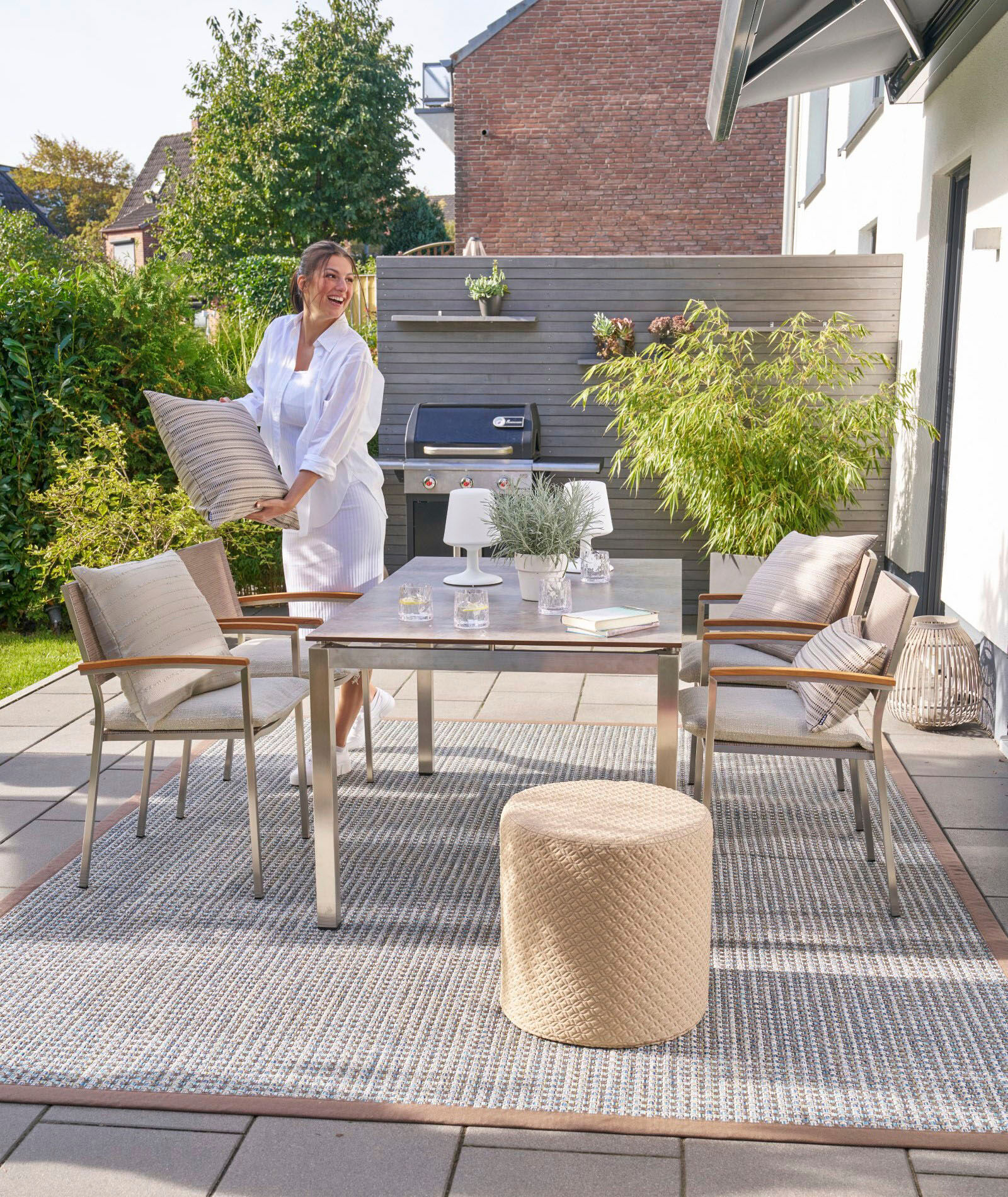 Dekokissen H.O.C.K. "Jordi", beige (beige, taupe, gestreift), B:50cm H:10cm L:50cm, Polyester, Dekokissen_Sitzkissen_Kissenhüllen, Dekokissen beige, taupe, gestreift B/L: 50cm x 50cm, 1 Stk.