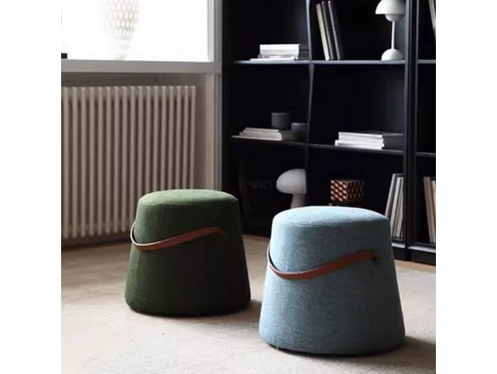 Pouf ottoman scandinave en tissu, siège rond rembourré, siège d'appoint moderne pour chambre à coucher, repose-pieds décoratif polyvalent, hassock