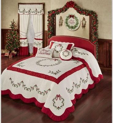 Touch of Class Holly Wreath Grande Bedspread Ivory, California King, Ivory