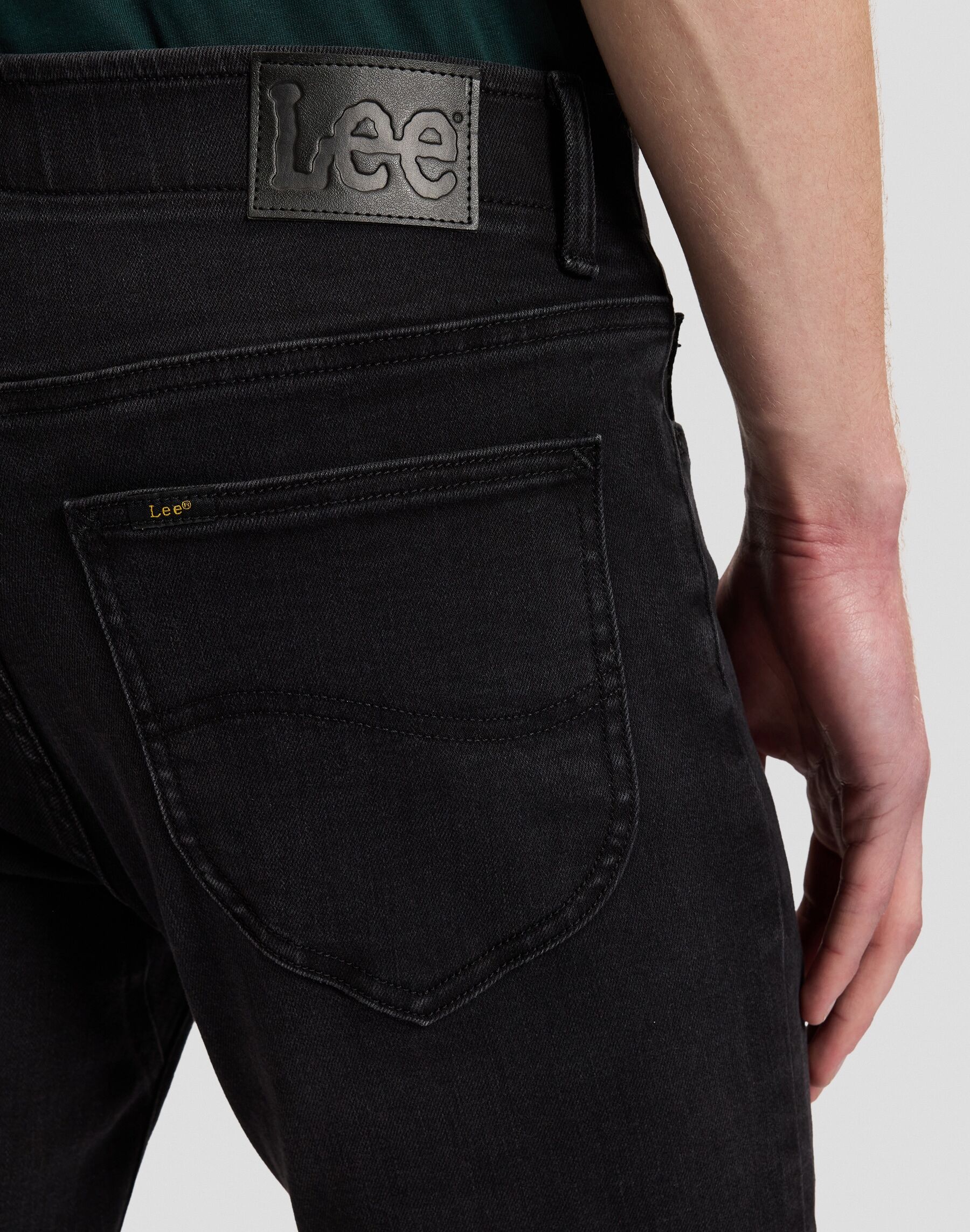 Skinny-fit-Jeans LEE "Extreme Motion", Herren, Gr. 30, Länge 32, schwarz (noise), Denim/Jeans, Obermaterial: 71% Baumwolle, 28% Polyester, 1% Elasthan, skinny fit lang, Jeans Skinny-fit-Jeans, Skinny fit noise 30, Länge 32