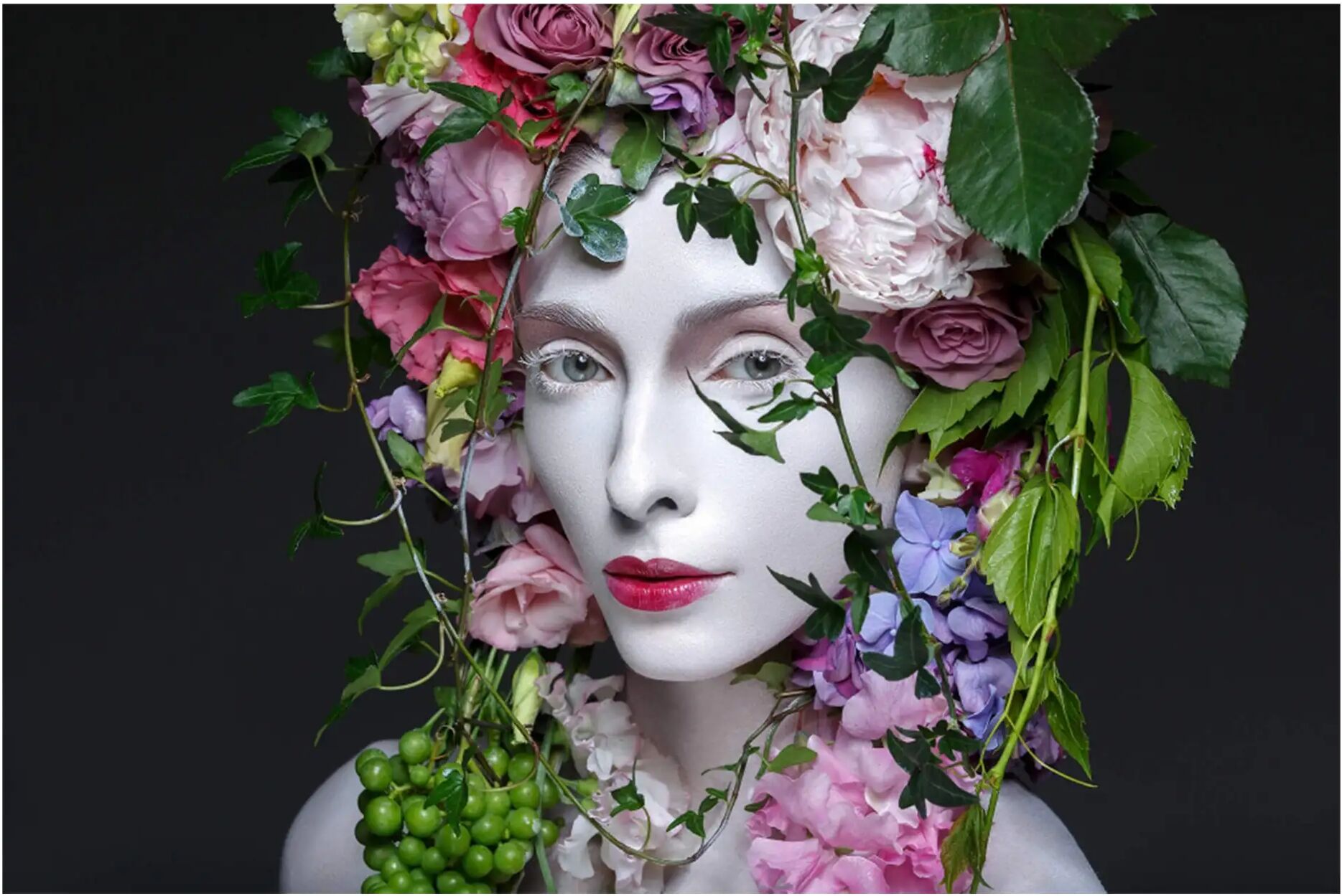 image LAND Schönheit mit Blumen