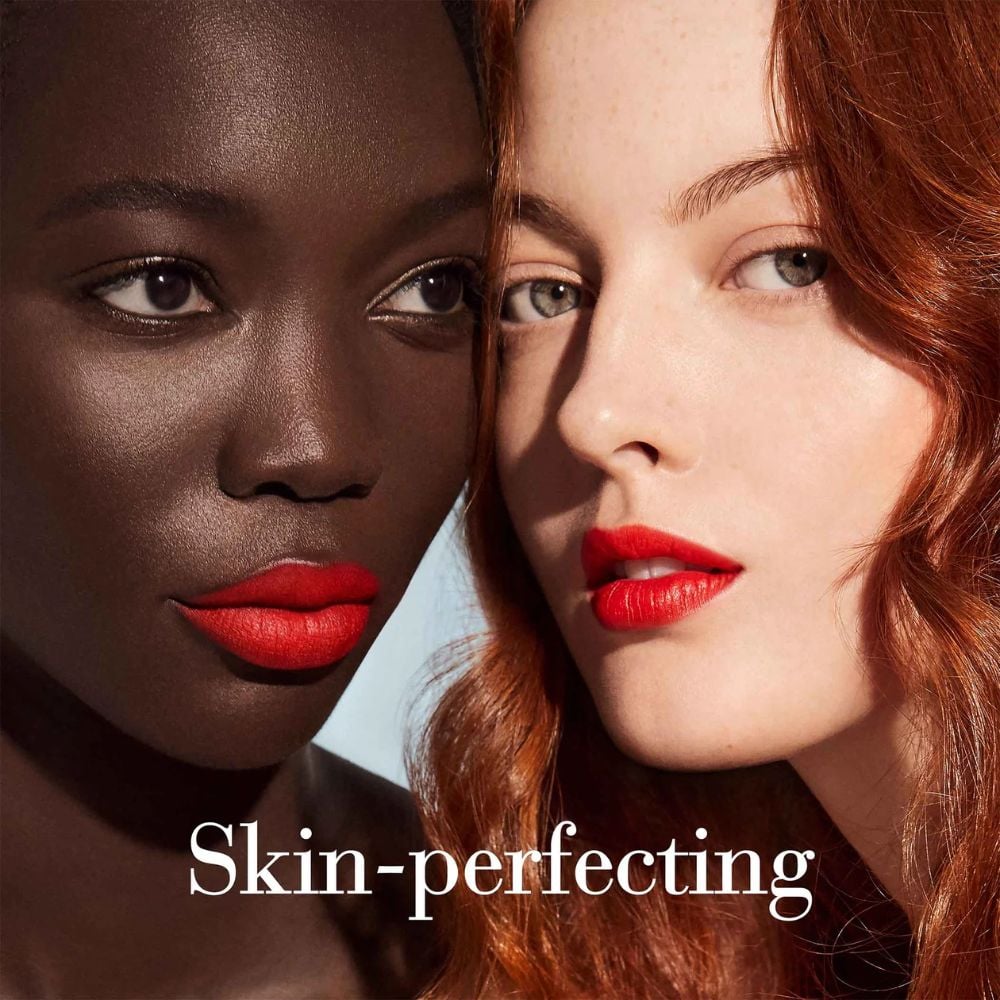 Elizabeth Arden Flawless Finish Skincaring Foundation 30mL 260n