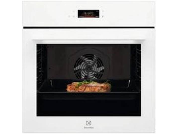 Four encastrable Electrolux LOE8F38V SteamCrisp 72L