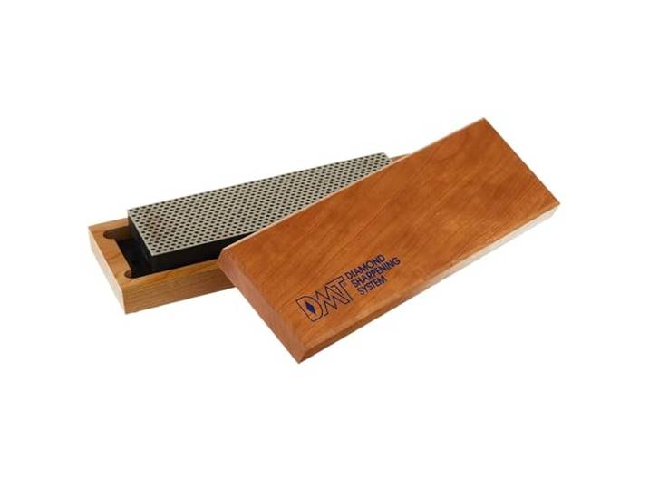 DMT Diamond Whetstone™ Diamant Schleifstein in Holzbox 8 Extragrob Messerschärfer in Profiqualität 20cm Wetzstein für Messer und Werkzeuge Made in USA W8X