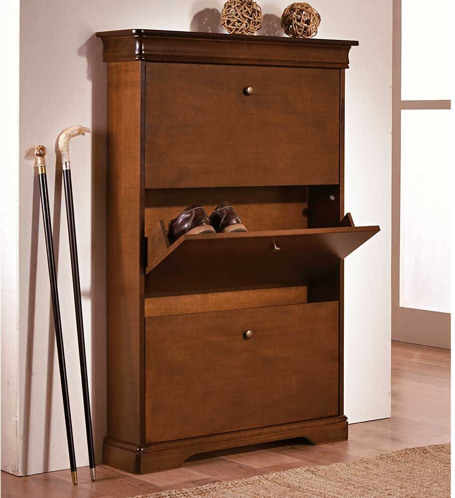 Pharao24.de Schuhklappen Schrank in Nussbaumfarben klassischen Stil