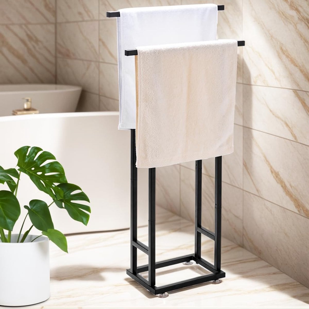 Vrijstaand handdoekenrek in zwart voor de badkamer, woonkamer of keuken