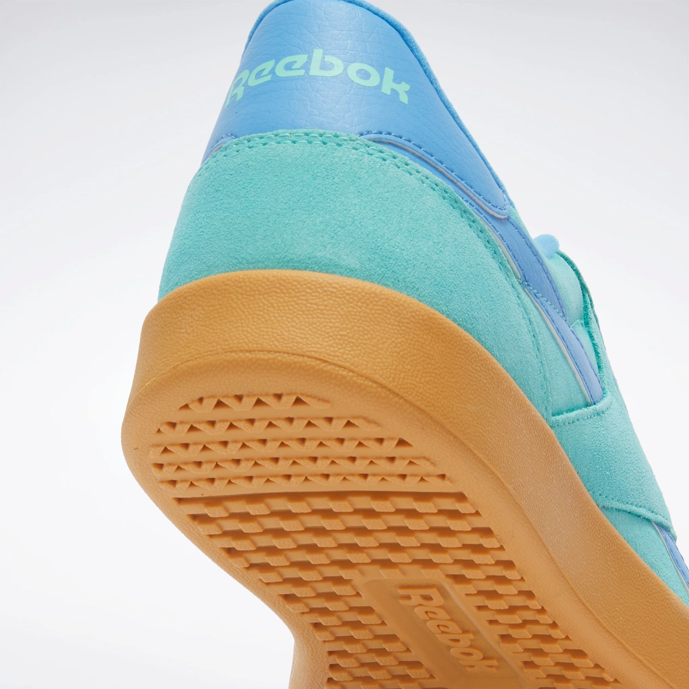Sneaker REEBOK CLASSIC "REEBOK SMASH EDGE", Damen, Gr. 44, blau (ai aqua, recovery blau, gum), Leder, Synthetik, Schuhe Sneaker ai aqua, recovery blau, gum 44