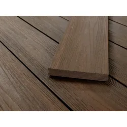 KAHRS BPC Terrassendielen, 20x140 mm, Massiv, Walnut, strukturiert, co-extrudiert