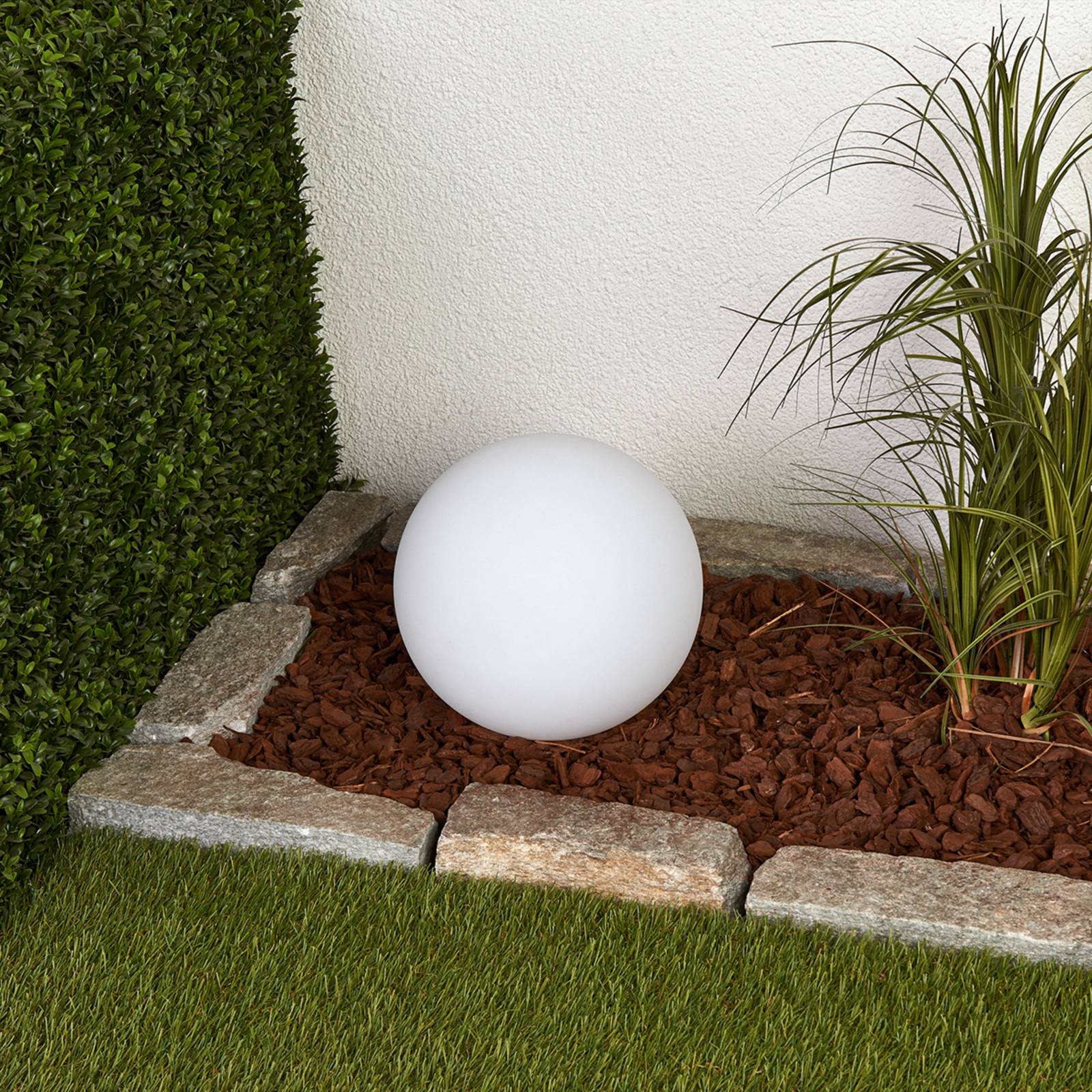 Lindby LED solar lamp Lago, Ã˜ 25 cm, globe, ground spike, white Lago, White / opal, Plastic, Modern, outdoor solar lights