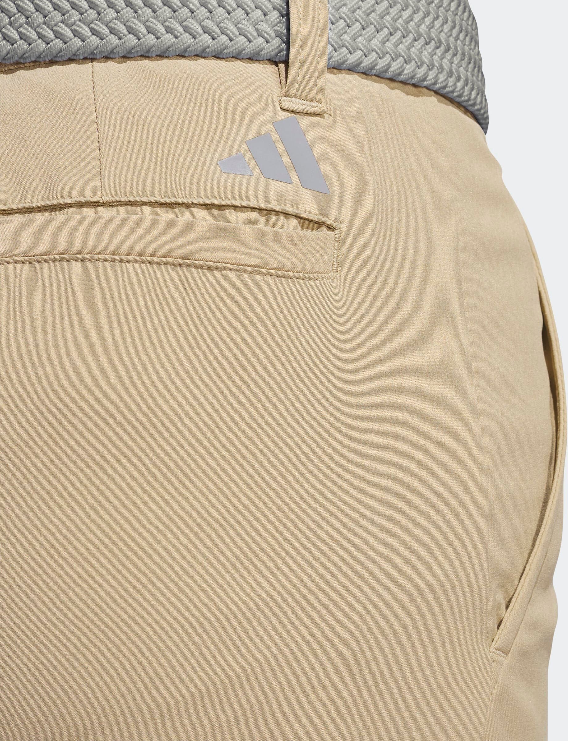 Golfhose ADIDAS PERFORMANCE "ULTIMATE365 TAPERED", Damen, Gr. 28, Länge 32, beige (hemp,), Obermaterial: 88% Polyester, 12% Elasthan, Hosen Golfhose hemp, 28, Länge 32