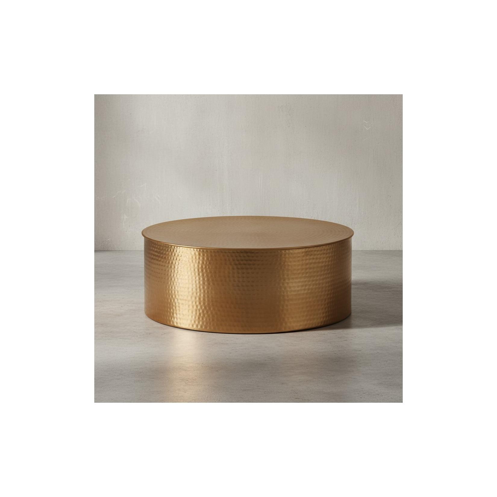 KADIMA DESIGN Couchtisch ENNS: Orientalisch, Hammerschlagstruktur, Aluminium, großzügige Ablage