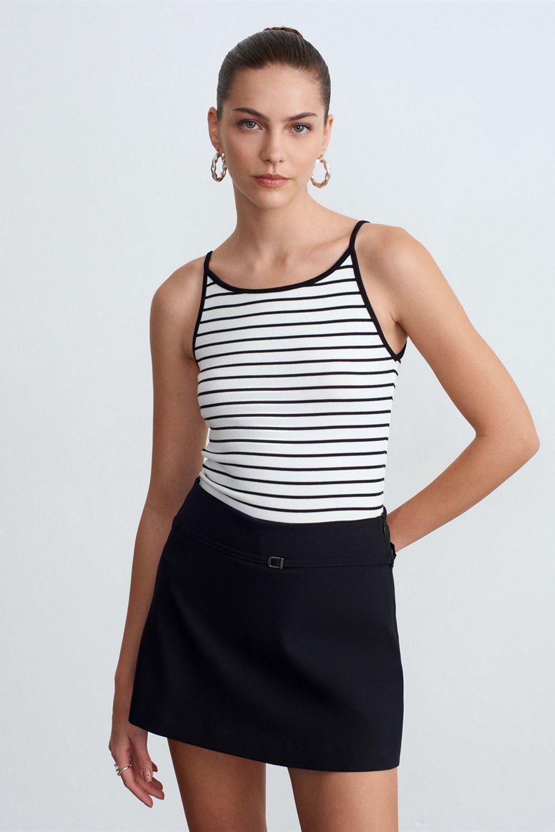 Gestreifte ärmellose Cami-Bluse