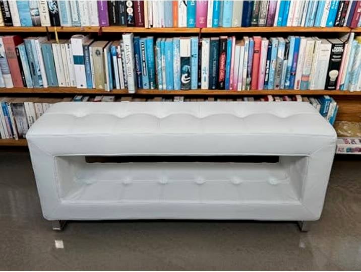 NEUERRAUM Kurze schmale Korridor Lederbank Sitzbank (Echtleder). Stabile Konstruktion 19 kg, nur 30 cm tief. Abbildung in Leder Weiß.