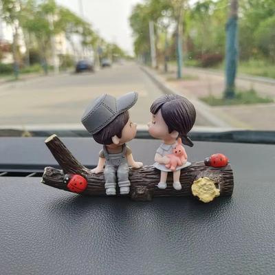 Inspired Finds Car Interior Cute Cartoon Balloon Ornament Dashboard Decoration For Couples (1 2 Pcs) gray Outfit Sitting Couple