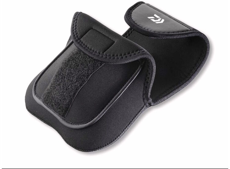 Daiwa Neopren Reel Pouch-M