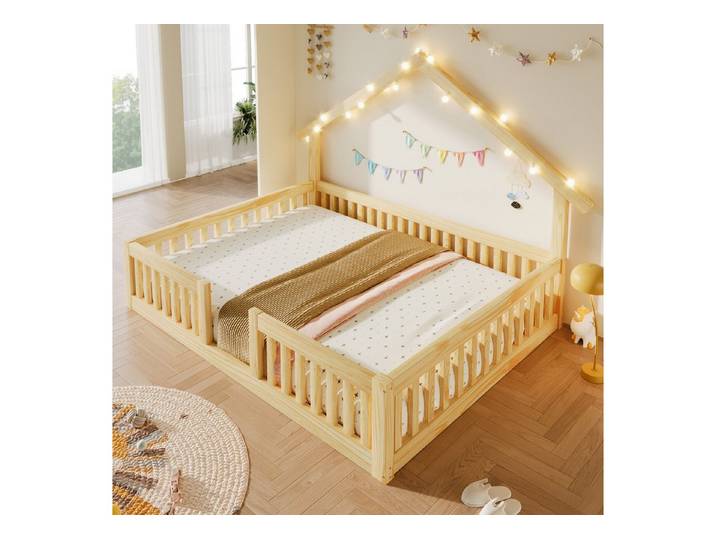 STILVORA Kinderbett 140×200 mit Matratze und LED Hausbett Bodenbett, natur (Spar-Set, Holzbett, Sicherheitsgitter, Hausdach-Design), Für Schlafzimmer, Kinderzimmer, Jugendzimmer