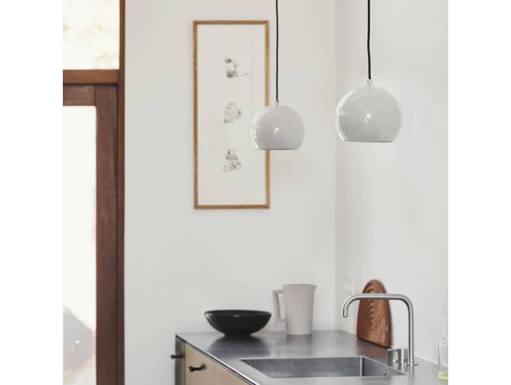 Ball Suspension Ø18 Matt White - Frandsen - Salon / séjour - Design - Métal - À ampoule unique