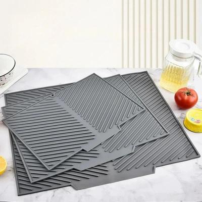 Inspired Finds Silicone Draining & Storage Pad With Slope Drainage And Non Slip Surface 14.6in Green
