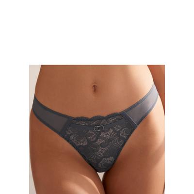 String LASCANA "Nikoletta", Damen, Gr. 40/42, blau (graphit), Spitze, Obermaterial: 88% Polyamid, 12% Elasthan, Unterhosen String, aus floraler Spitze und feinem Mesh in transparenter Optik